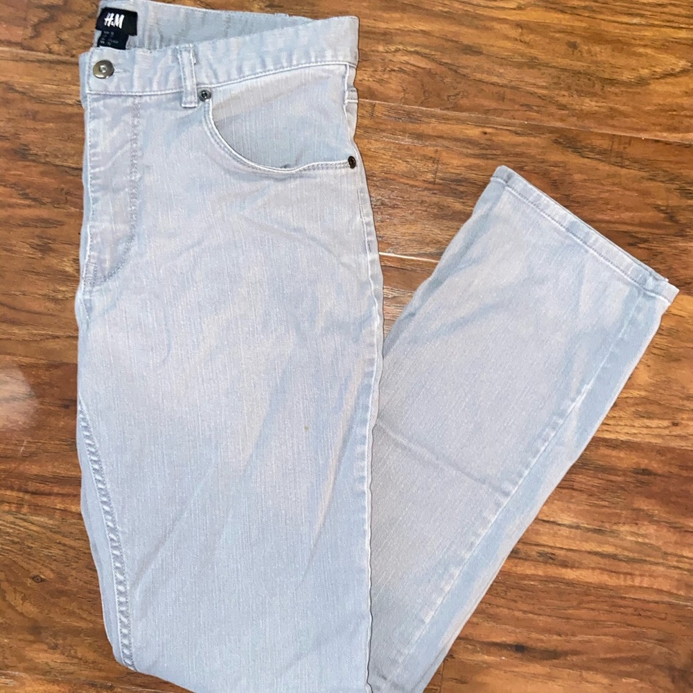 Men’s grey jeans